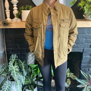 Levi’s small mens jacket with Sherpa collar. Like new.